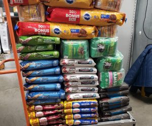 pet food pallets